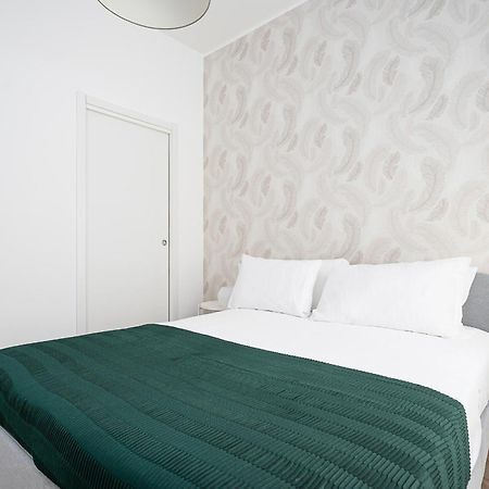 Classbnb-Elegant Apartment Near The City Center Milan Luaran gambar